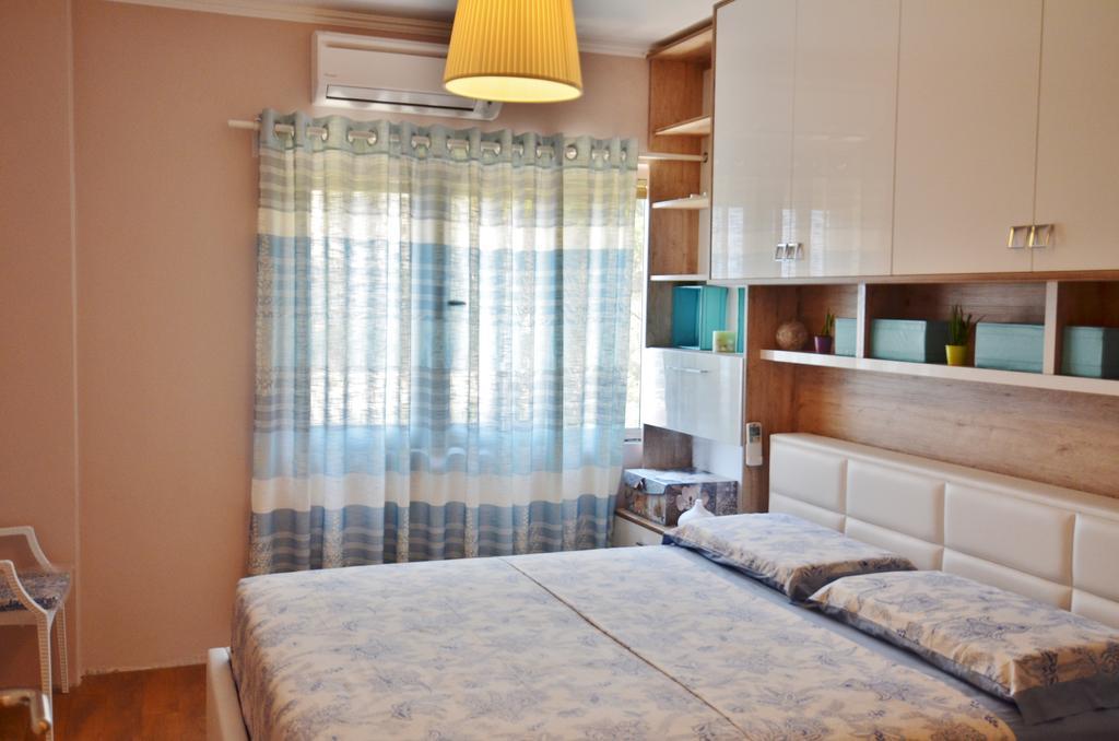 West Beach Apartment Durres Bagian luar foto