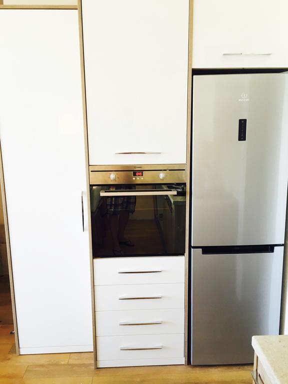 West Beach Apartment Durres Bagian luar foto
