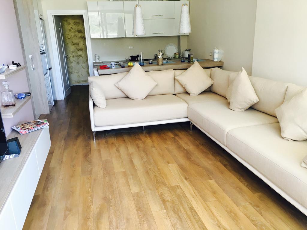 West Beach Apartment Durres Bagian luar foto