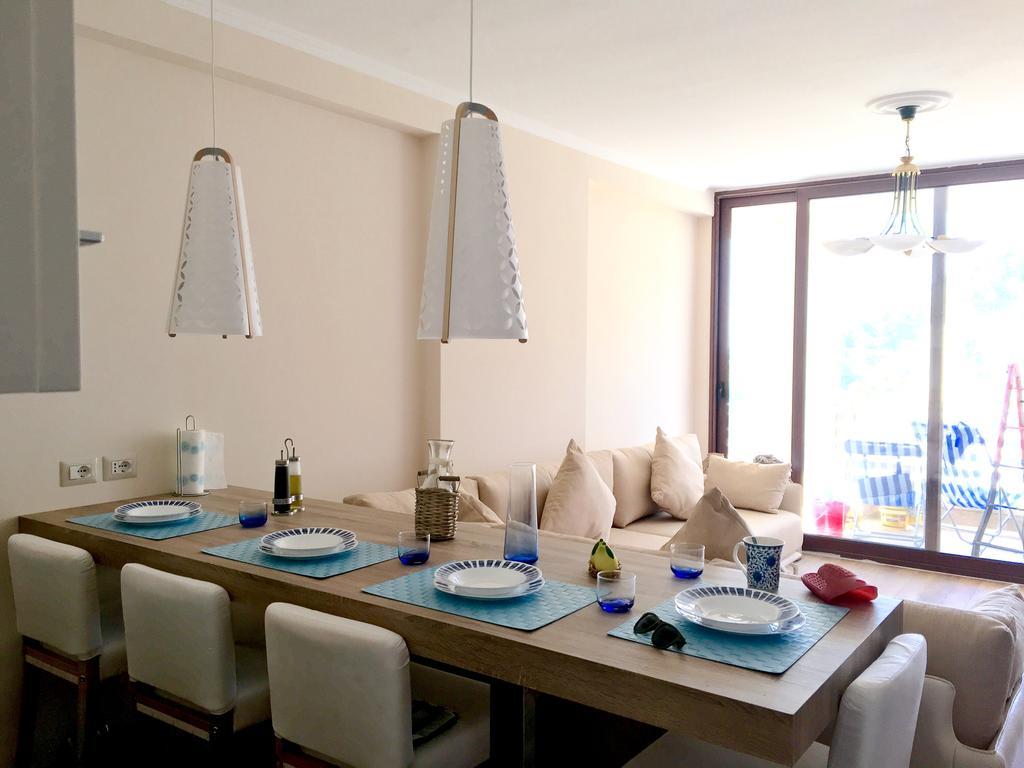 West Beach Apartment Durres Bagian luar foto